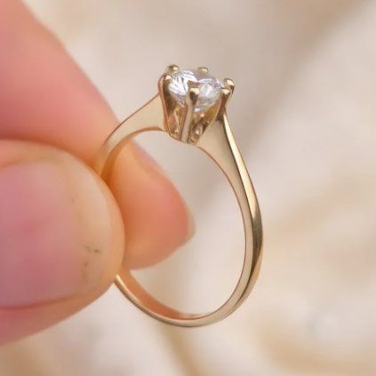 Zásnubný prsteň diamant prírodny