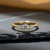 3%20diamanty%20zlaty%20prsten