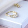 diamantovy%20prsten%20a%20nau%C5%A1nice